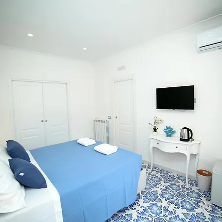 Sweet Holidays Bed & Breakfast 4*