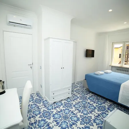 Sweet Holidays Sorrento